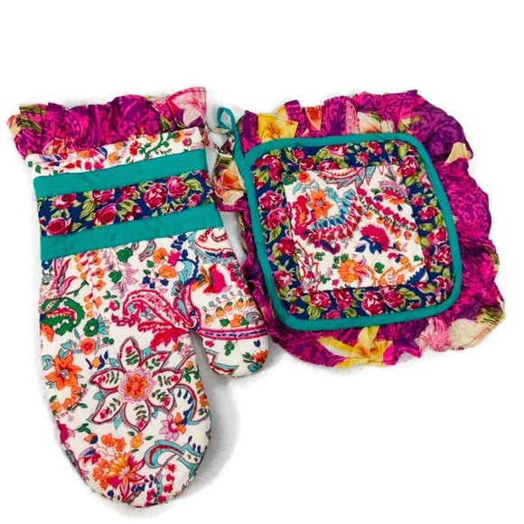 Pier 1 Other - Pier 1 Patch Design Colorful Pot Holder & Glove